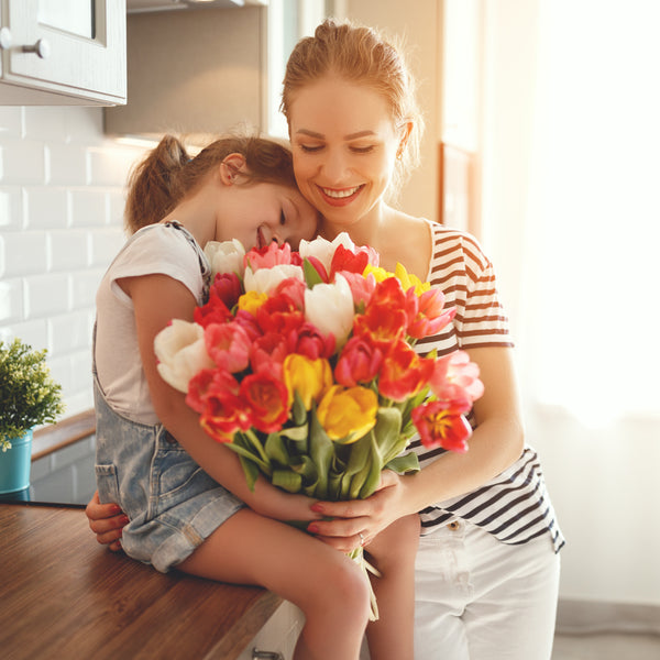 Mother’s Day Flowers and Gift Ideas for 2022